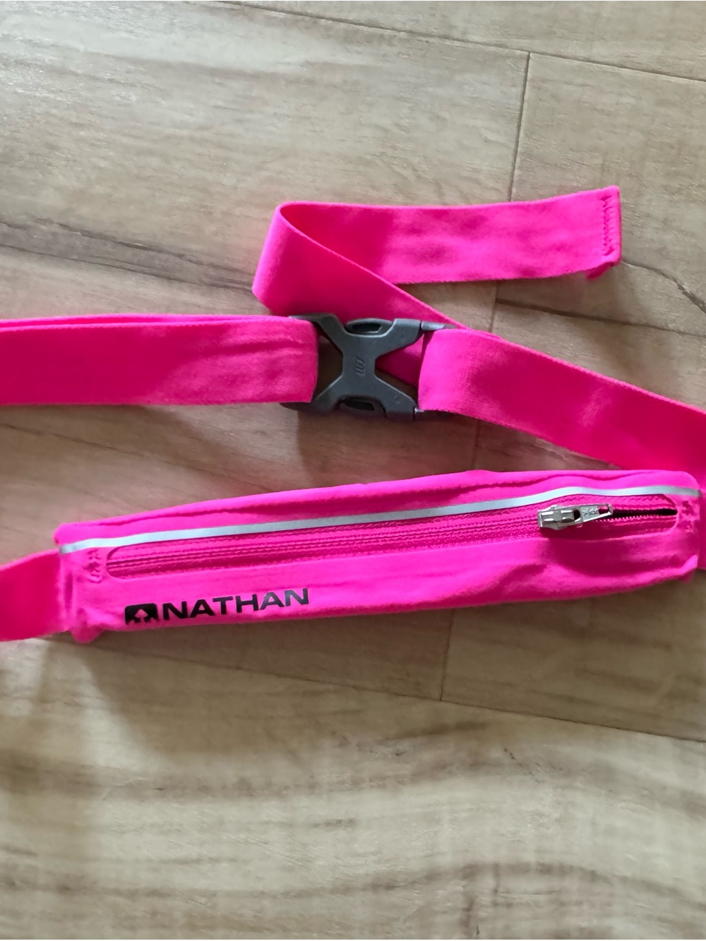 Nathan Women's Bright Pink Running Waist Belt with Zipper Pocket